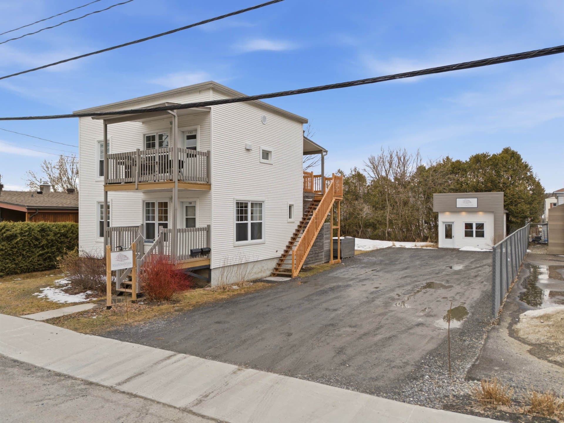 Duplex à Magog, Estrie