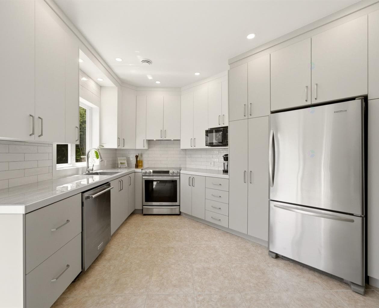 325, Avenue Denonville — photo 14