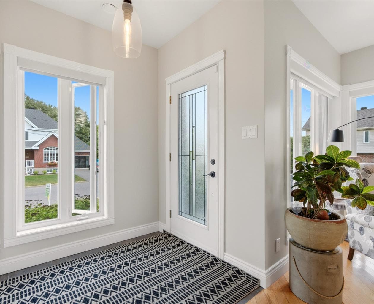 325, Avenue Denonville — photo 5