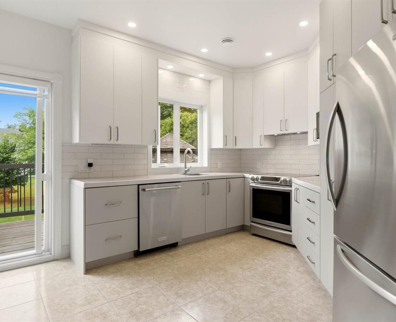 325, Avenue Denonville — photo 12